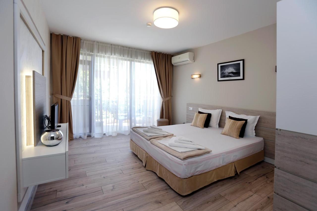Coral Hotel Поморие Экстерьер фото